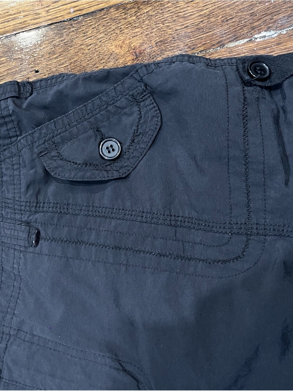 Black Casual Cargo Button-Detail Shorts - Picture 3 of 4